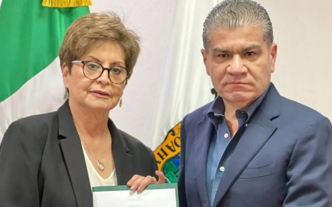 María Ruíz entra como Secretaria de educación suplente en Coahuila, debido a que Higinio González continúa hospitalizado por Covid.