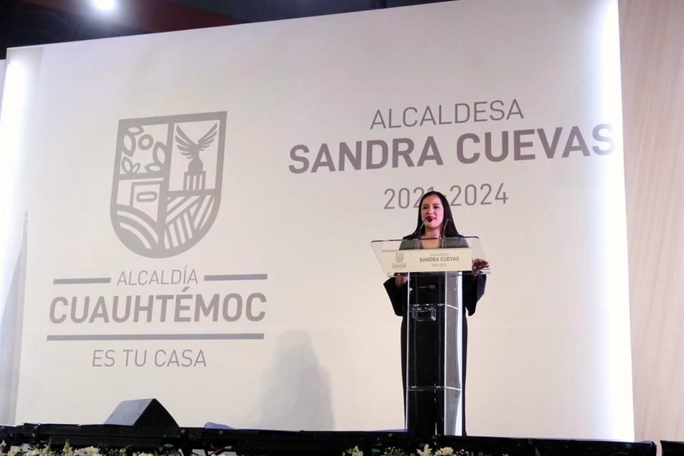 Morena denuncia a Sandra Cuevas
