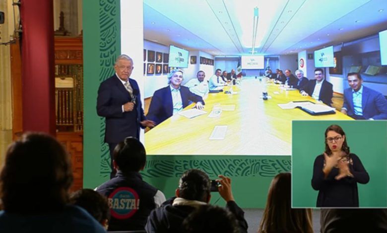 Critica AMLO reunión de líderes del PRI, PAN y PRD con empresarios