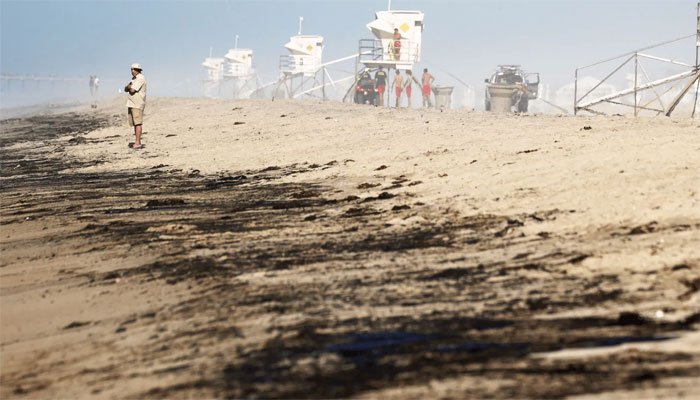 Derrame de petróleo en California, el peor desastre de la zona, los expertos lo califican como un “impacto ecológico significativo”.