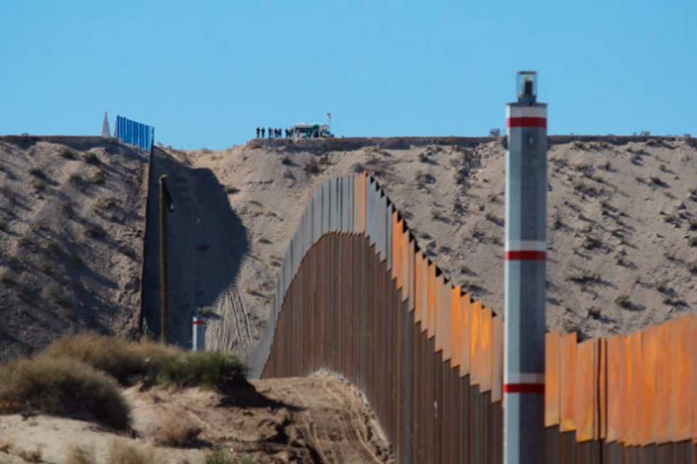 Algunos cruces en la frontera entre Estados Unidos y México aún están cerrados