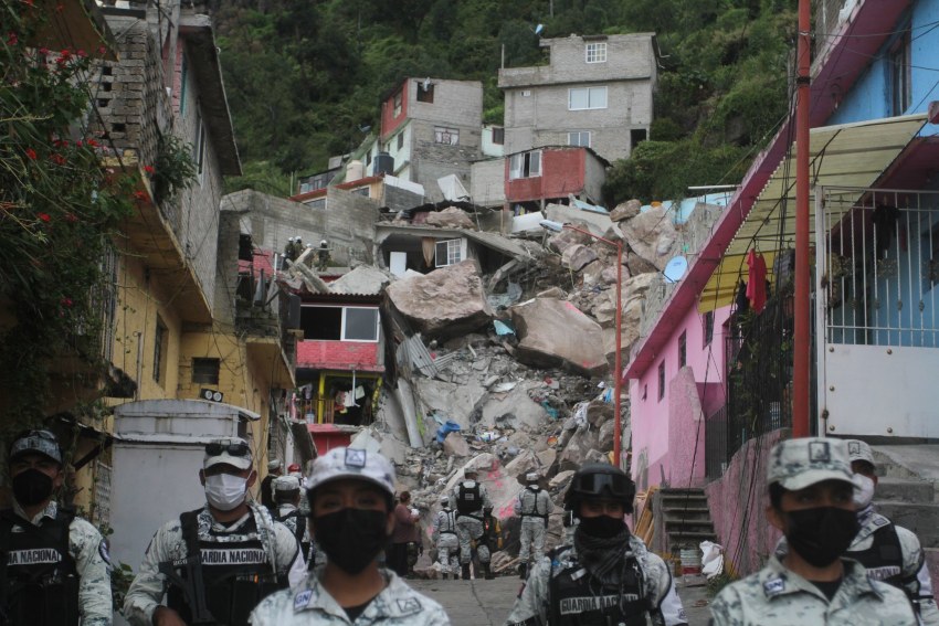 Tlalnepantla dará 25 mil pesos a propietarios de casas demolidas en el Cerro del Chiquihuite