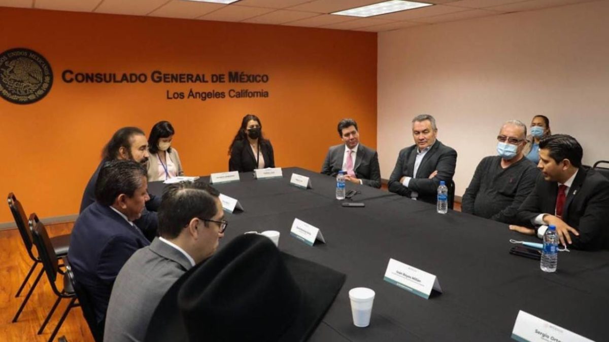 David Monreal propone a Zacatecas como centro de inversión ante empresarios migrantes zacatecas.gob.mx