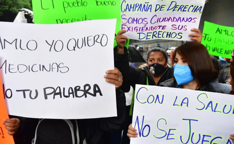 La Costumbre del Poder: ¿Pesa más la Iglesia o apoya más el PRI?