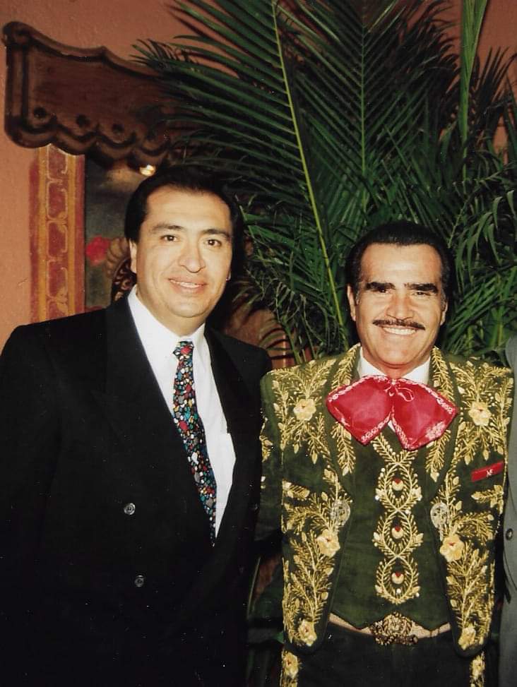 Gustavo Alvite y Vicente Fernández