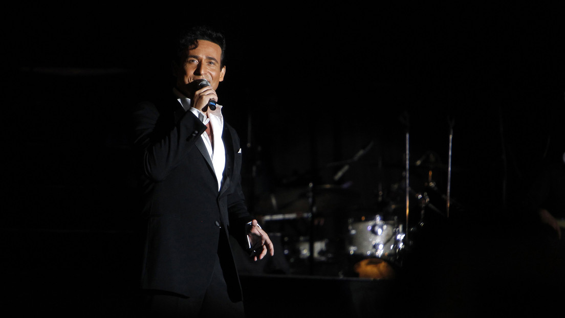 El cantante español Carlos Marín, integrante de Il Divo, se encuentra en coma inducido