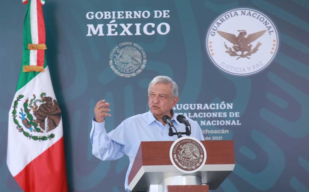 AMLO anuncia regularización de 