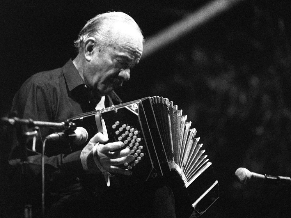 Orquesta de Cámara de Bellas Artes, homenaje a Astor Piazzolla