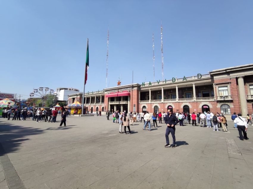 Desalojan Ayuntamiento de Tlalnepantla ante amenaza de bomba