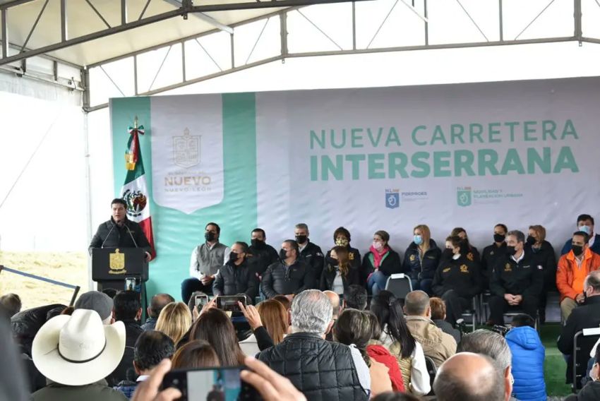 Samuel García presenta proyecto de Carretera Interserrana