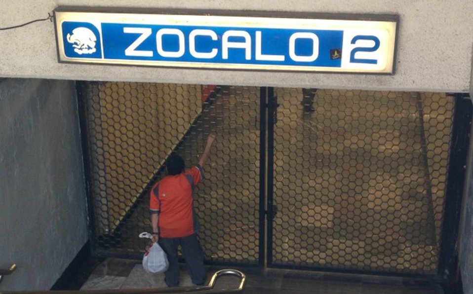 Cierran estación Zócalo-Tenochtitlan del Metro