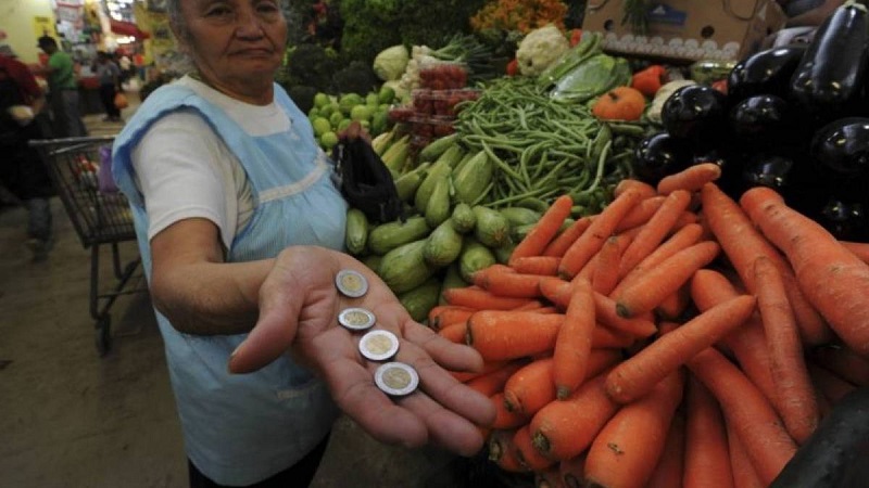 “No es para alarmarse”, dice AMLO sobe la inflación