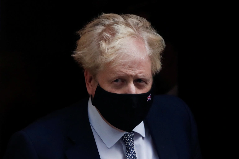 Johnson, primer ministro de Reino Unido, se disculpa por asistir a fiesta durante el confinamiento
