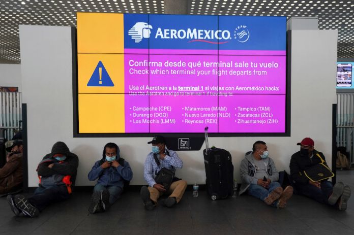 Aeroméxico reconoce cambios en operación