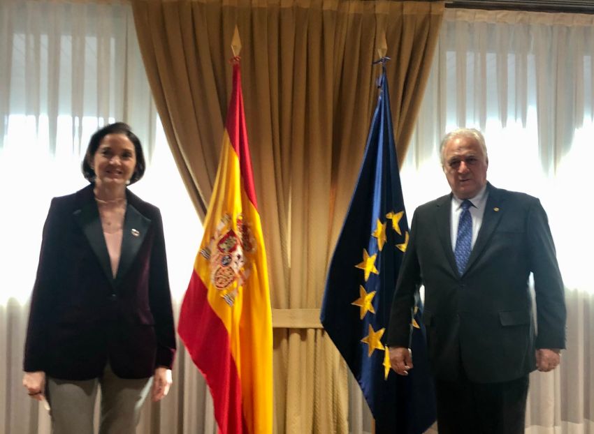 Miguel Torruco se reúne con la ministra de industria, comercio y turismo de España