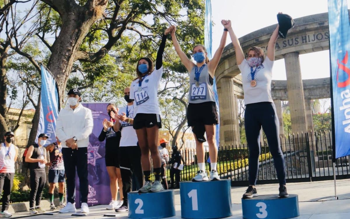 Finaliza semana del policía con carrera de 5k en el centro de Guadalajara, la finalidad es activar y promover el deporte en los compañeros.