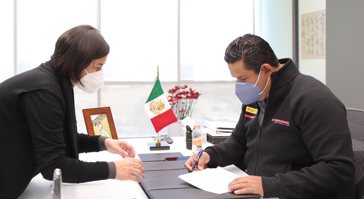 Gobernador de Guanajuato supera covid-19 por segunda vez y regresa a sus labores presenciales para programar las giras de trabajo.