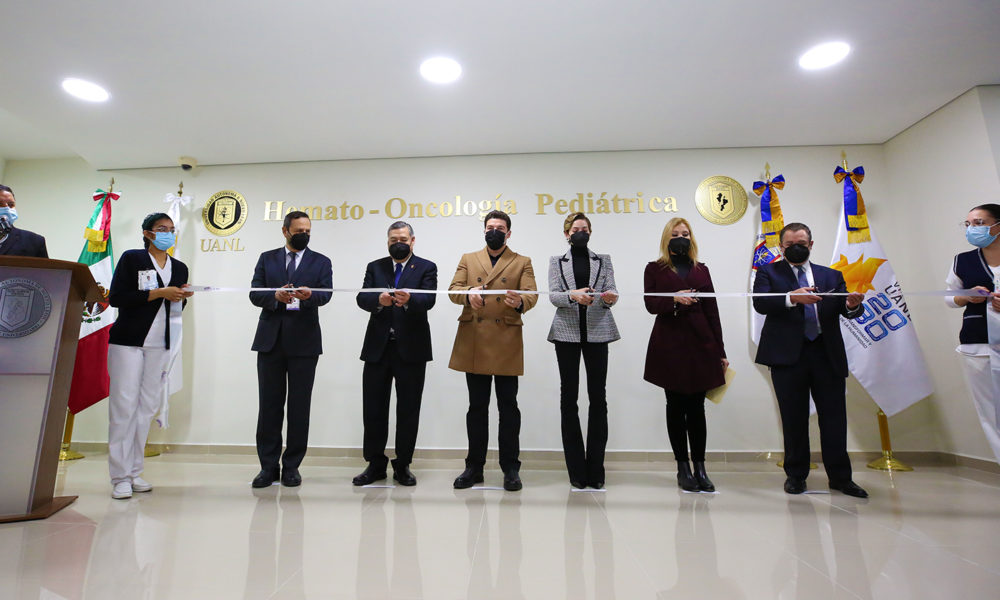 Samuel García inauguró la primer área de Cobertura Universal de Cáncer Infantil