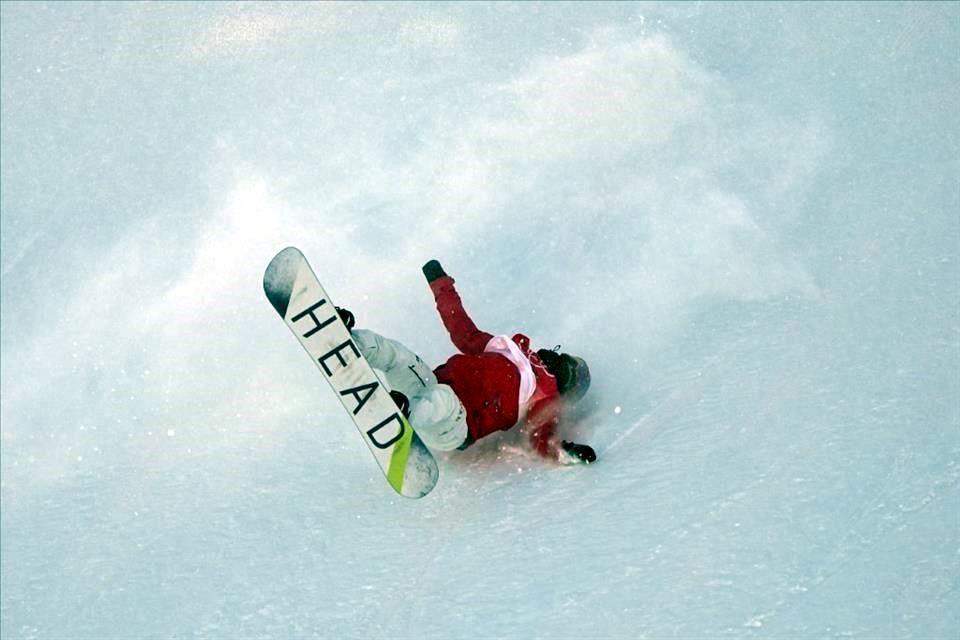 La snowboarder japonesa Yoshika herida en un accidente