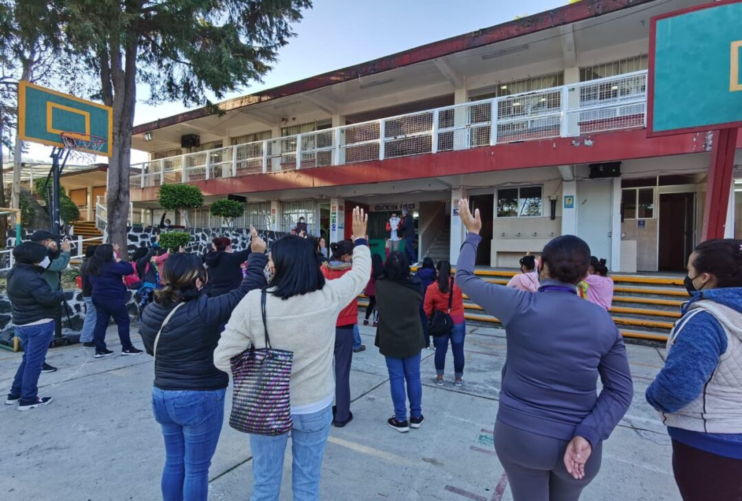 A finales de febrero comenzará la entrega de recursos de 'La Escuela es Nuestra'