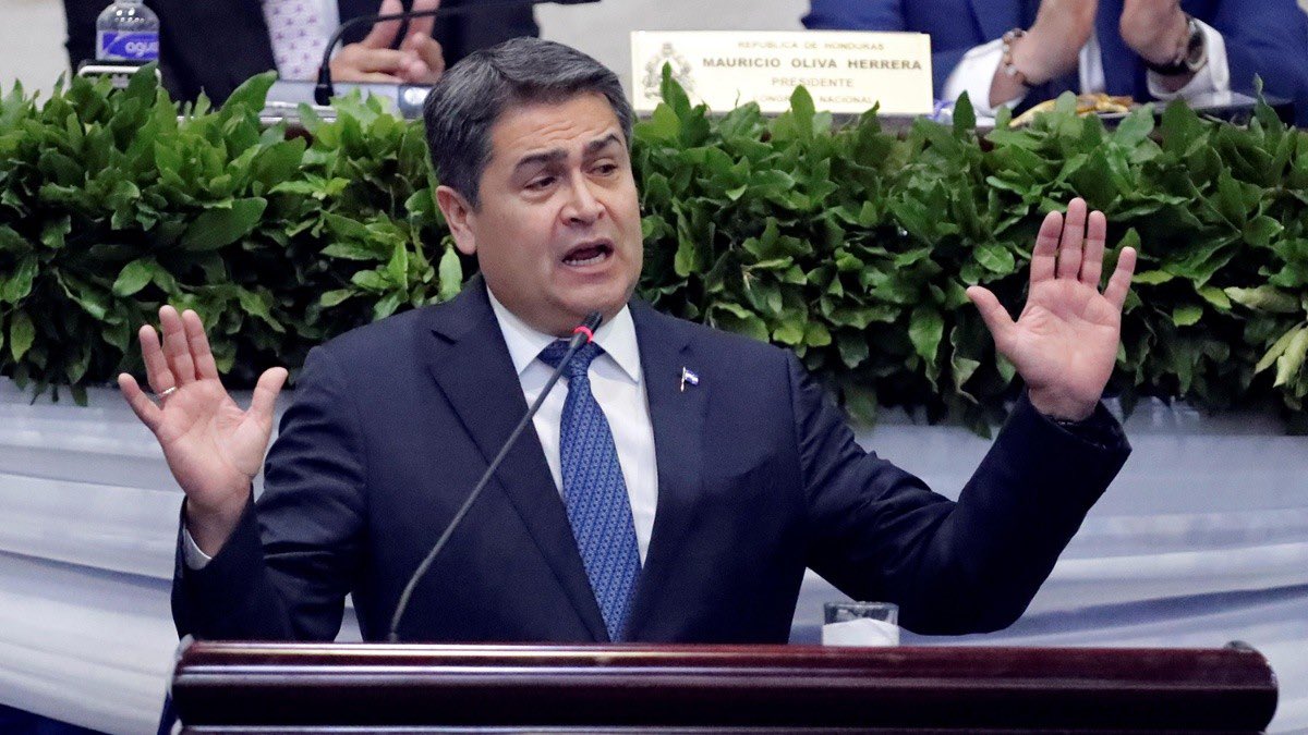 Detienen a ex presidente de Honduras tras pedido de extradición de EU