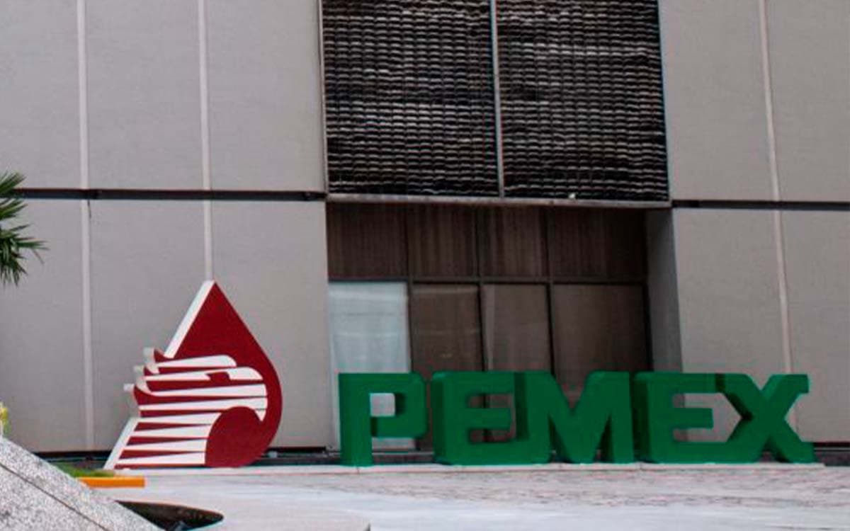 Pemex tiene demoras en pago de deudas: AMLO