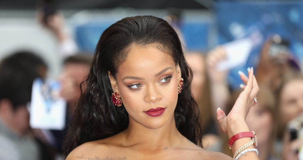 Rihanna confirma que lanzará nueva música