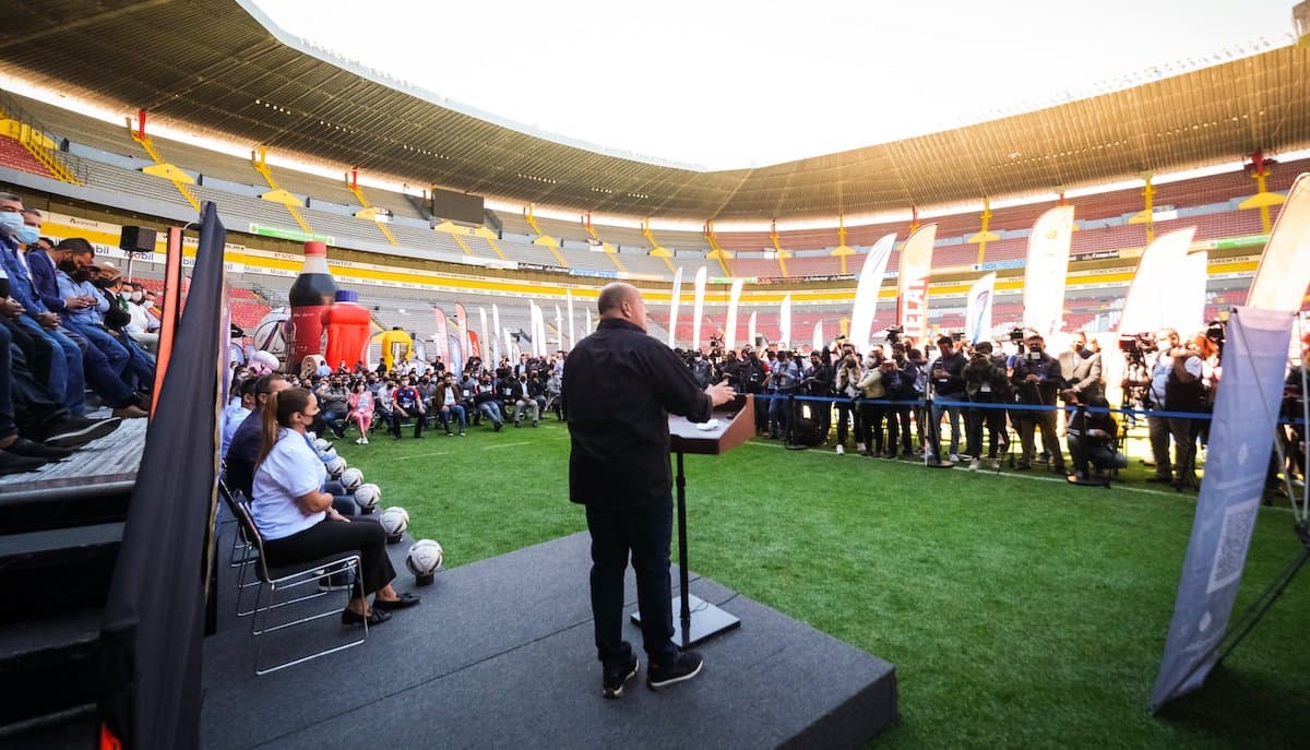 Presentan la edición 2022 de la Copa Jalisco, el torneo de futbol amateur, se espera la participación de la rama varonil y la femenil.