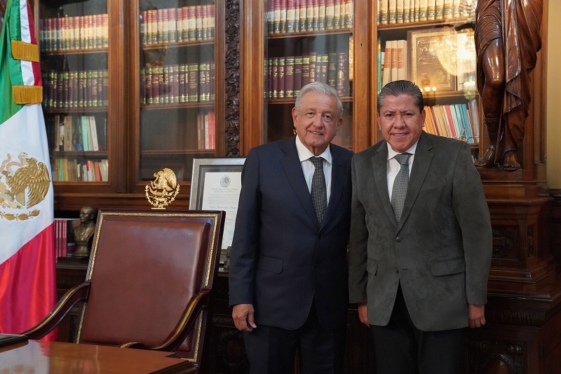 Dialoga el Presidente López Obrador con David Monreal