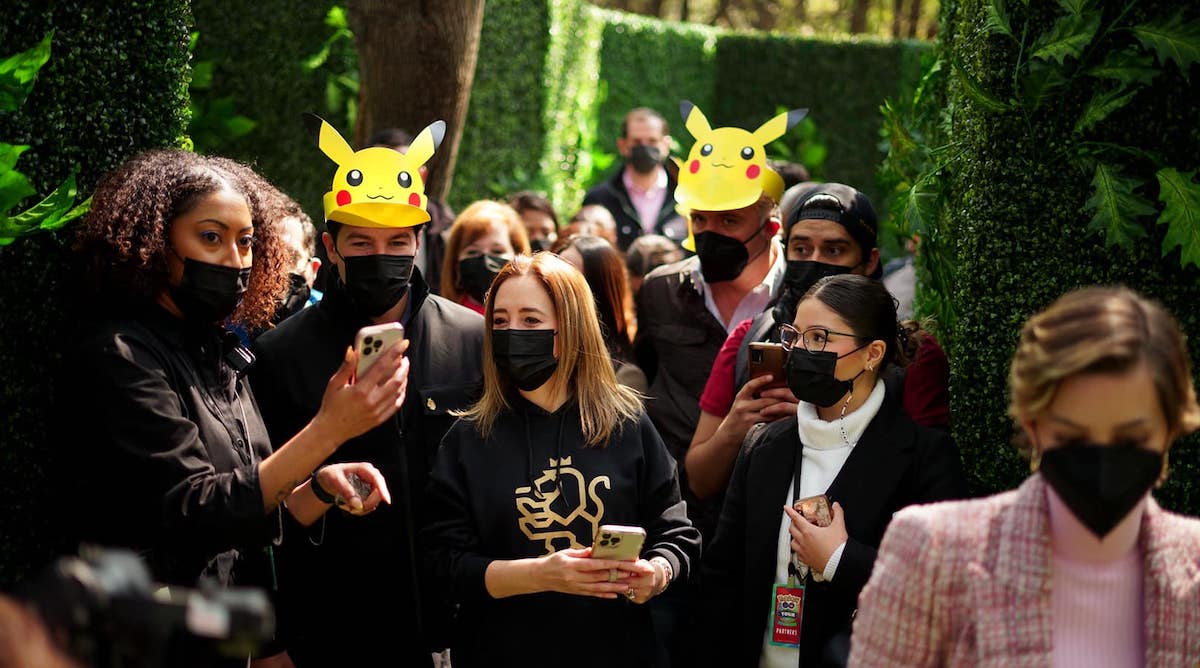 Fans viven la experiencia de 'Pokémon Go' en Parque Fundidora para disfrutar de escenarios exclusivos y recolección de pokemones.