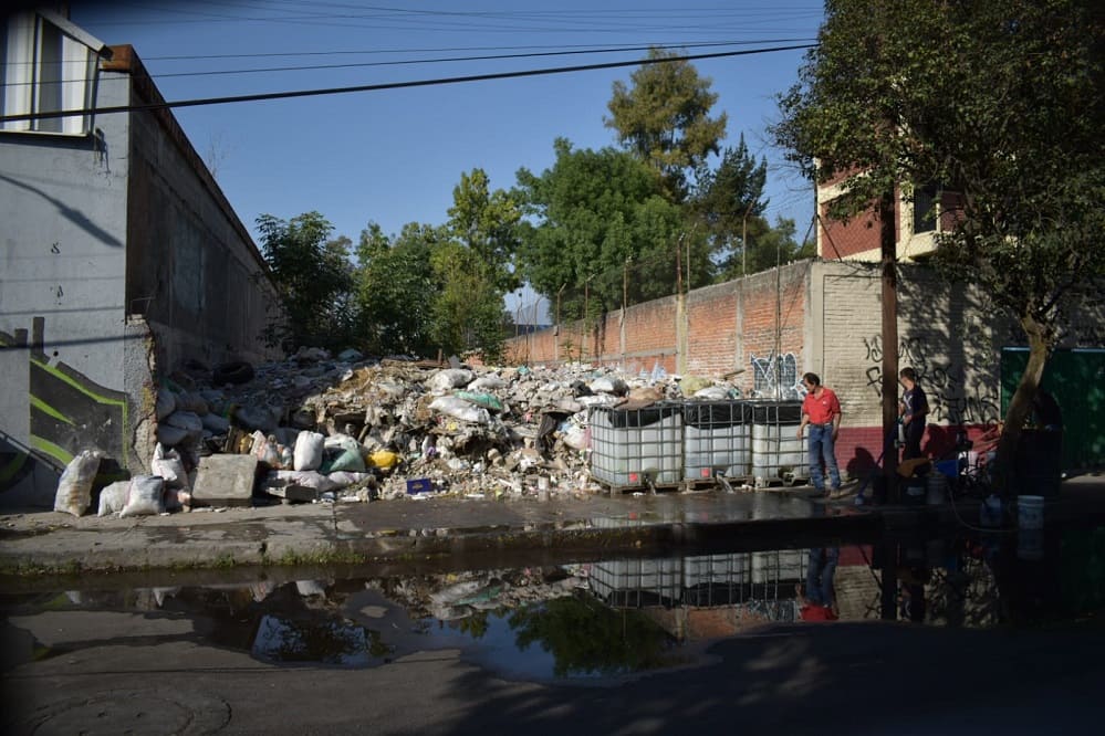 Erradican tiradero de 30 toneladas de basura en Azcapotzalco