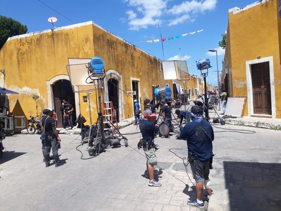 Graban película en el Pueblo Mágico de Izamal