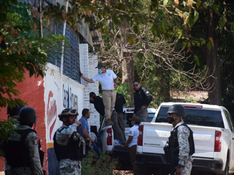 Hallan a 200 migrantes en Chiapas; estaban encerrados en una bodega