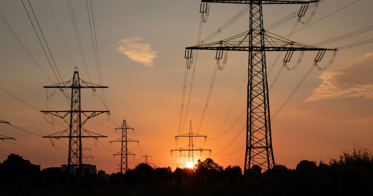 SCJN 'batea' controversia de Cofece contra Ley Eléctrica