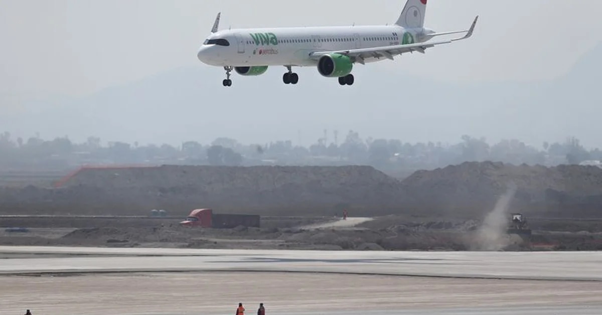 Avión de Viva Aerobus sufre percance en Villahermosa