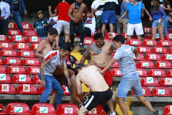 En Jalisco, detienen a otro aficionado vinculado a riña en el Estadio Corregidora
