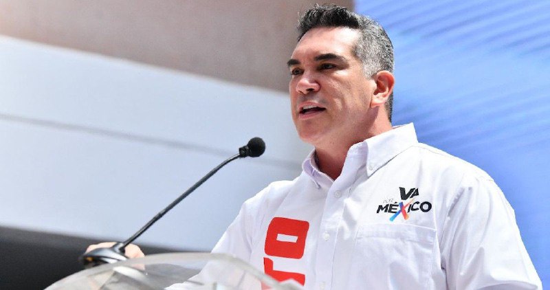INE recibe denuncia contra Alejandro Moreno por audios