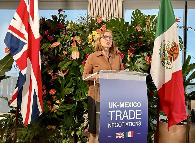 México y Reino Unido negocian tratado comercial