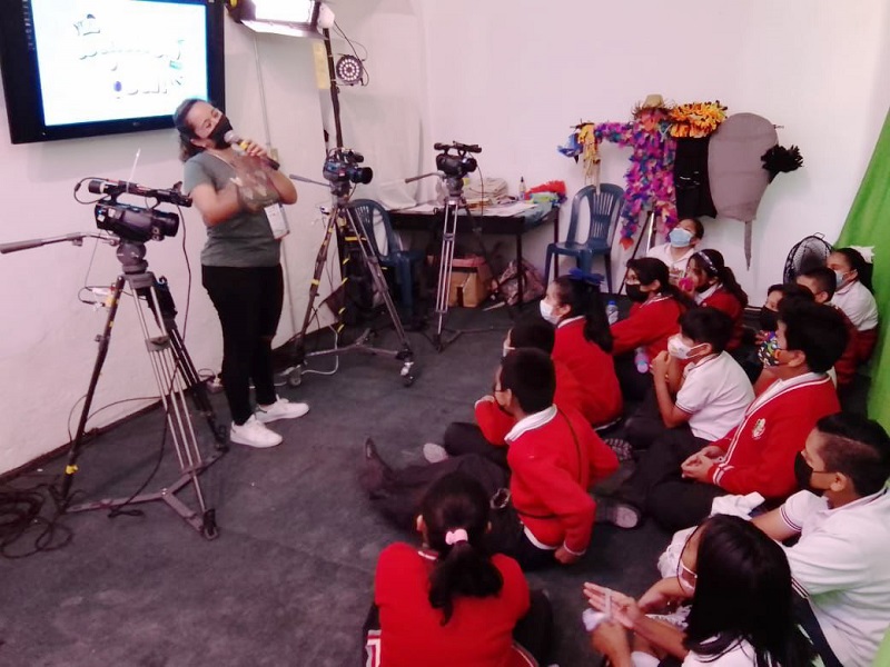 Imparte @prende.mx taller audiovisual para niñas, niños y adolescentes en la Feria Iberoamericana del Libro Orizaba 2022