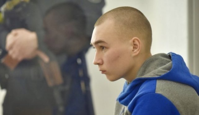 Ucrania da cadena perpetua a soldado ruso procesado por crímenes de guerra