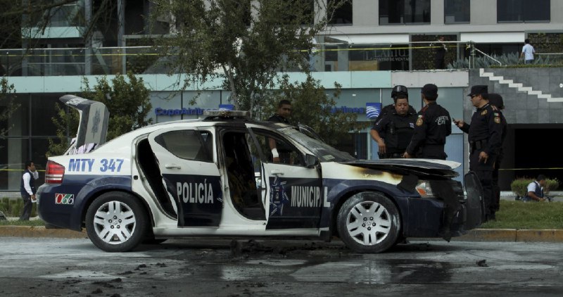 Emboscan y asesinan a seis policías de Nuevo León