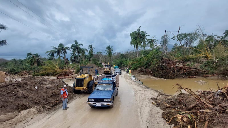 SICT atiende afectaciones tras el paso del huracán “Agatha”