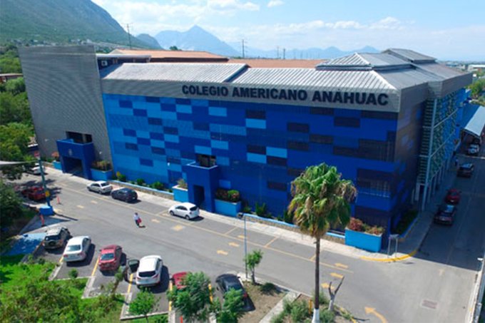 Resguardan colegio de San Nicolás tras presunta amenaza de tiroteo