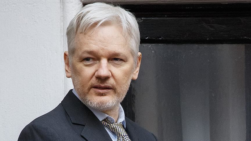 autoriza la extradición de Julian Assange a EU