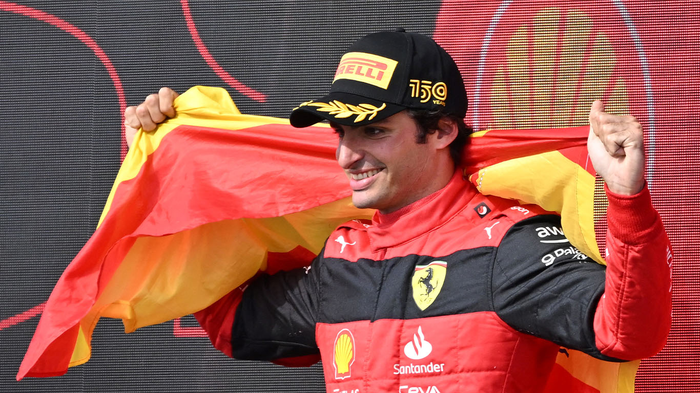 ¡Desde la Pole Position! Conquista Carlos Sainz el GP de Gran Bretaña