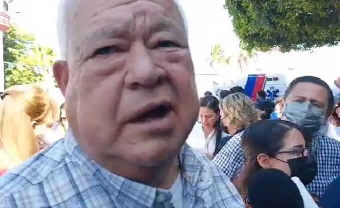 Gobernador de Baja California Sur sufre parálisis facial