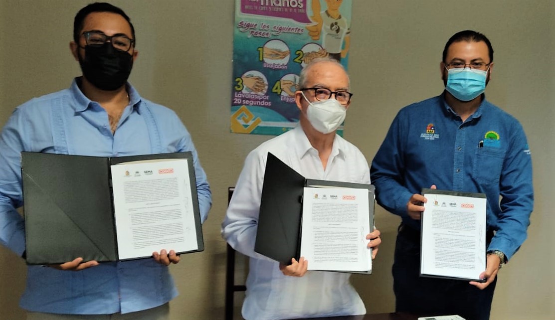 Oxxo se compromete a cumplir con la ley de plásticos de un solo uso en Quintana Roo