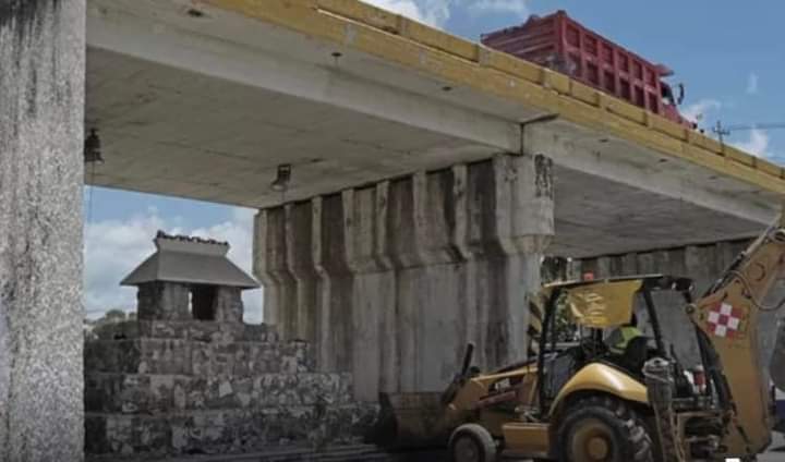 Tiran la ‘Casa de los Aluxes’ en Cancún