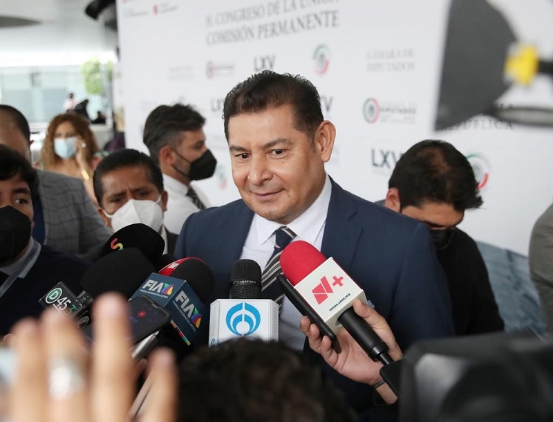 Alejandro Armenta advierte violencia política del senador Mier; prepara denuncia