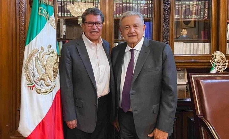 Ricardo Monreal desea éxito a López Obrador en su gira por EU